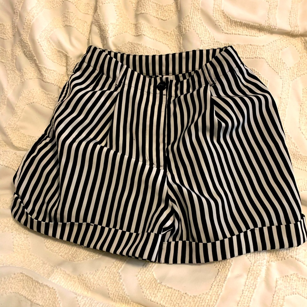 American Apparel XS (girls) black and white striped shorts